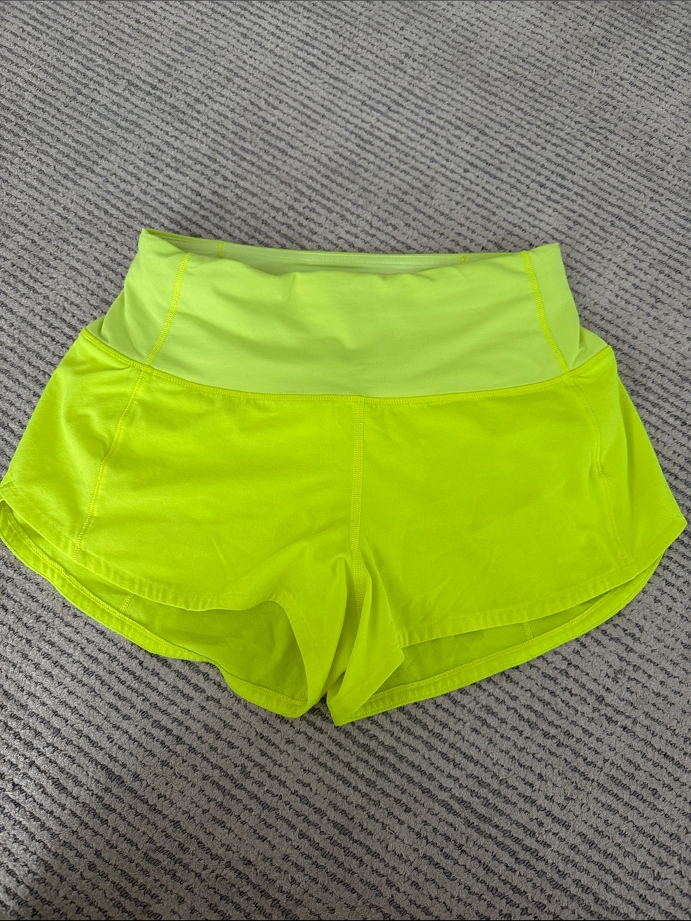 Lululemon Women’s Neon Yellow Active Shorts size 2
